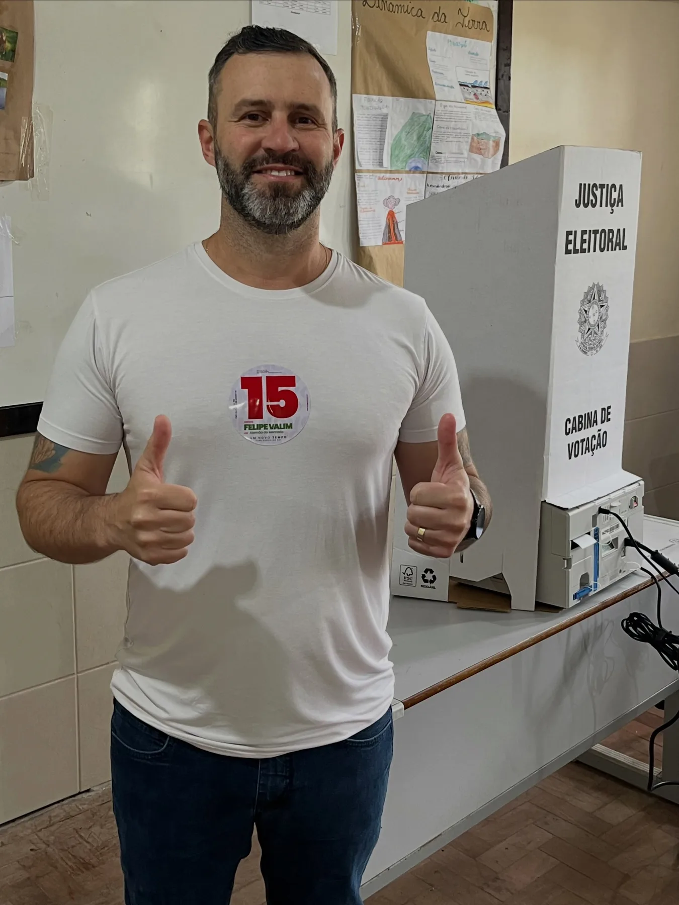 Felipe Valim é eleito prefeito de Arroio do Sal com 62,96% dos votos